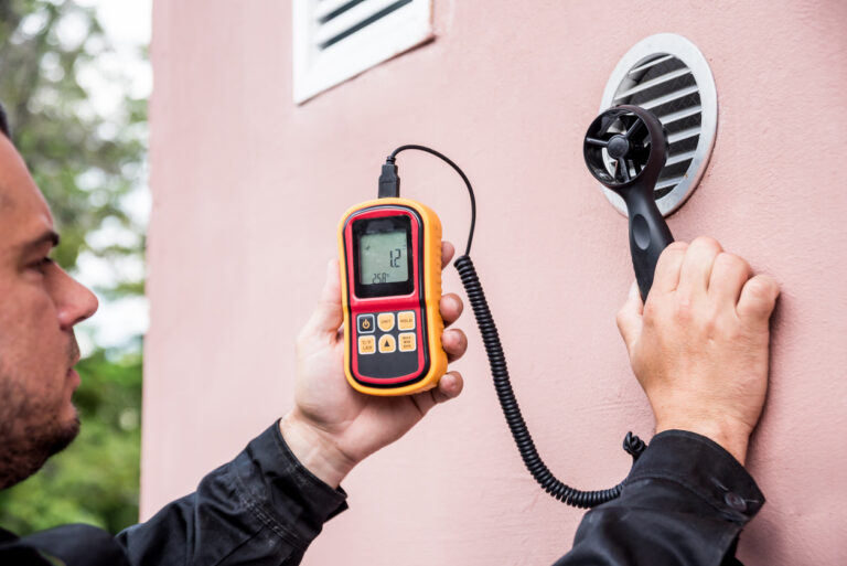 Blower Door Test: Wie luftdicht ist das Gebäude wirklich?